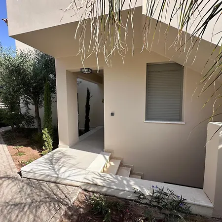 Rvg Rania House With Pool